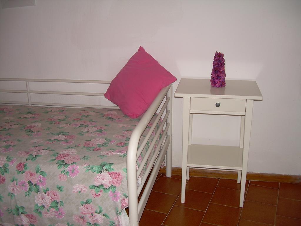 Apartmán Casa Mary Brenzone sul Garda Pokoj fotografie