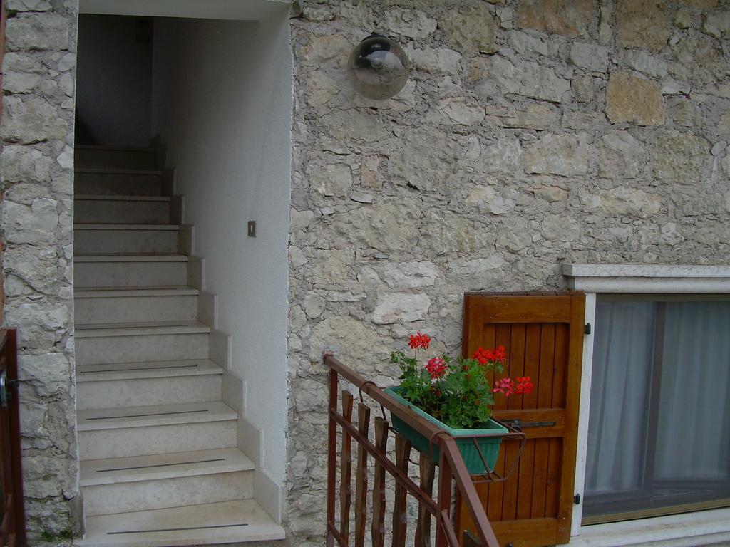Apartmán Casa Mary Brenzone sul Garda Pokoj fotografie