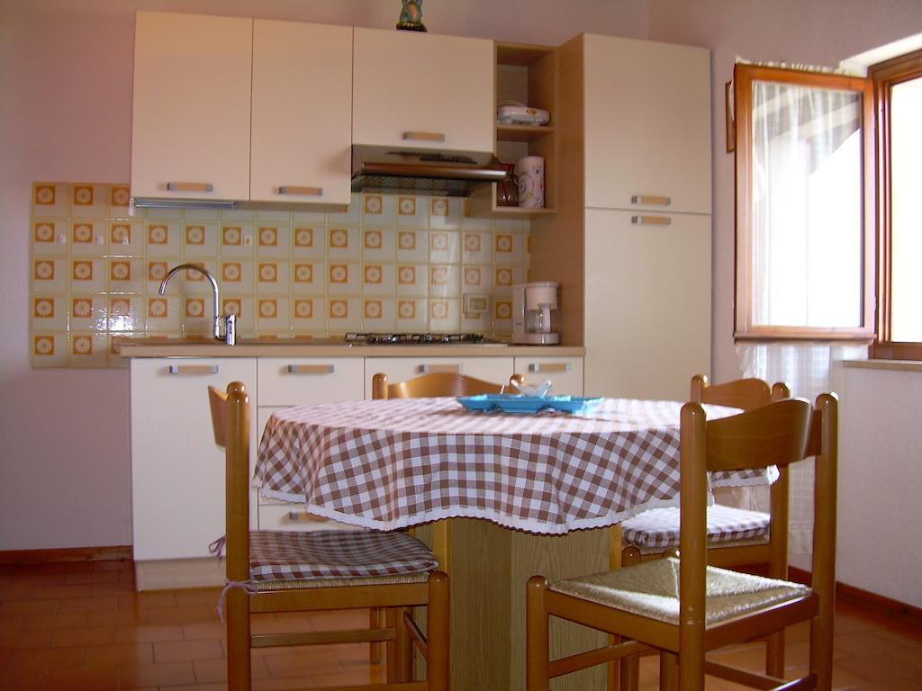 Apartmán Casa Mary Brenzone sul Garda Pokoj fotografie